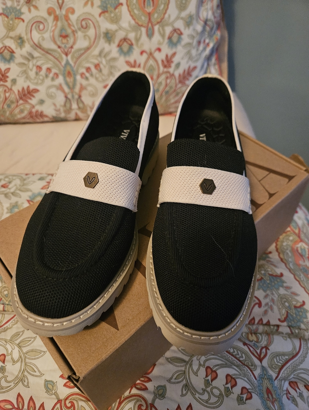 VIVAIA SHOES